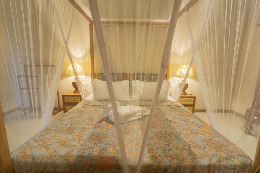 Deluxe Double Room with Balcony and Sea View room - Image 2