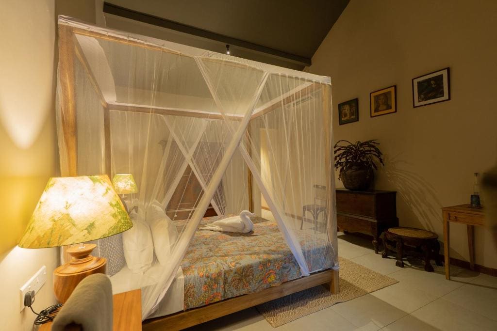 Deluxe Double Room with Balcony and Sea View room - Image 3