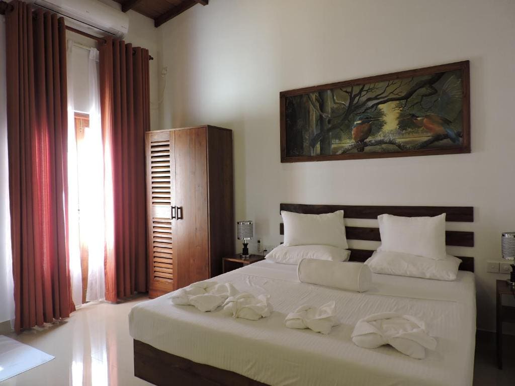 Three-Bedroom Villa room - Image 3