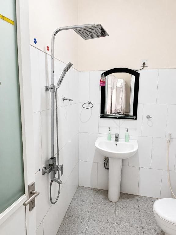 Double or Twin Room with Mountain View room - Image 2