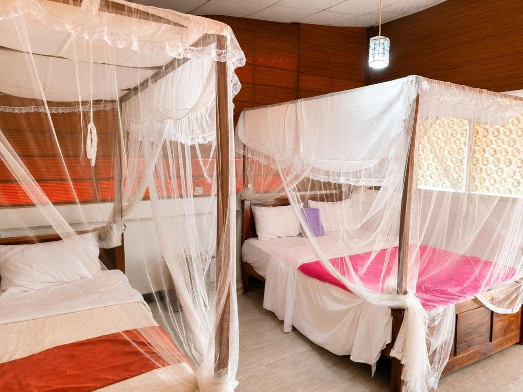 Suite with Mountain View room - Image 2