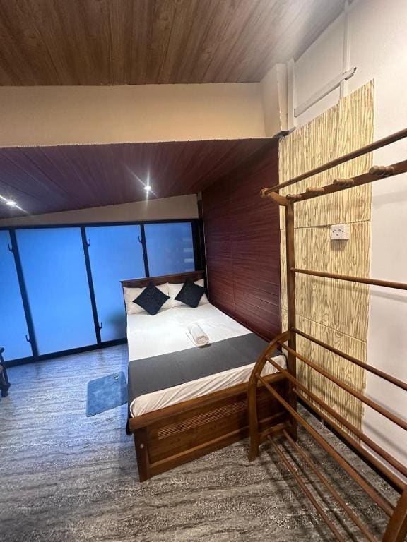 Deluxe Triple Room room - Image 1
