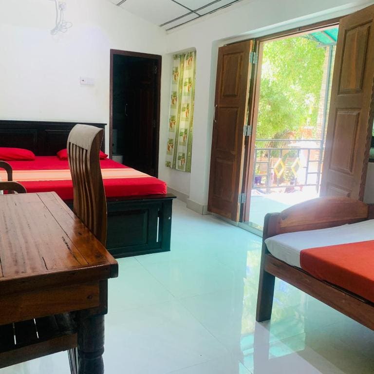 Double Room with Balcony (3 Adults) room - Image 3