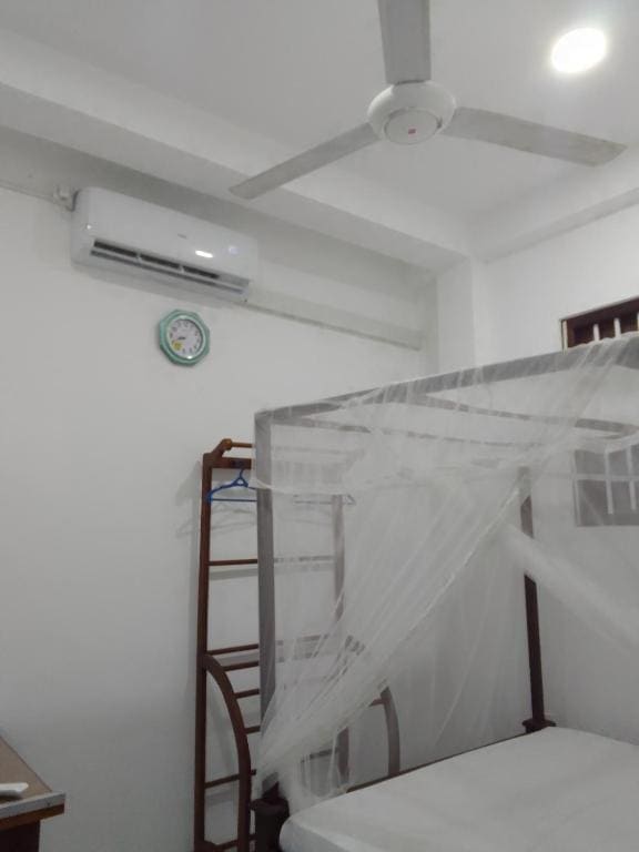Deluxe Double Room with Balcony room - Image 3