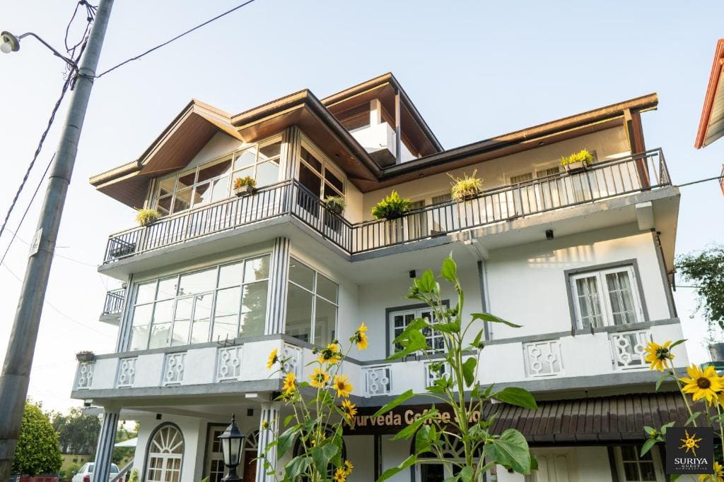 Deluxe Quadruple Room with Balcony room - Image 2