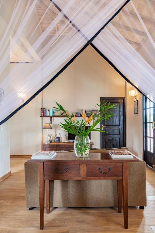 Plunge Pool Suite - Jungle & Ocean View room - Image 3