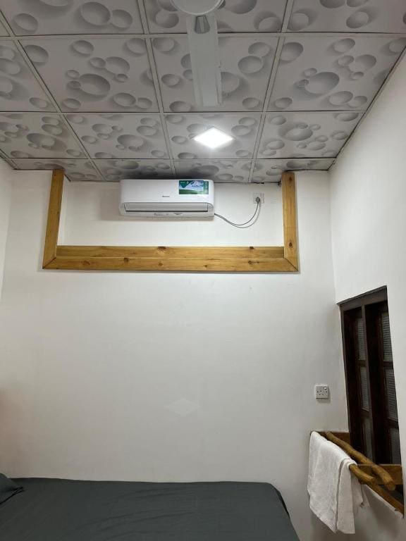 Deluxe Double Room with Balcony and Sea View room - Image 3