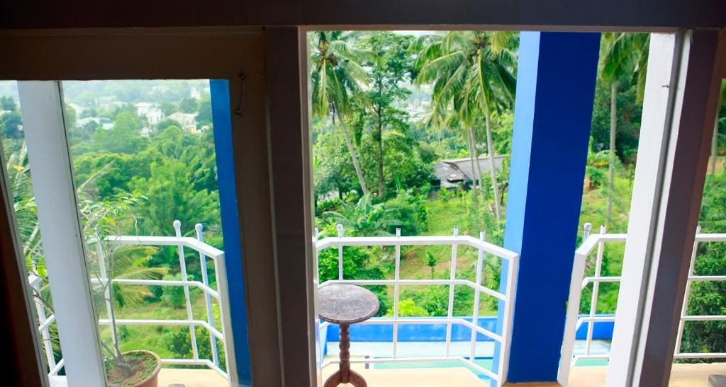Double Room with Mountain View room - Image 3