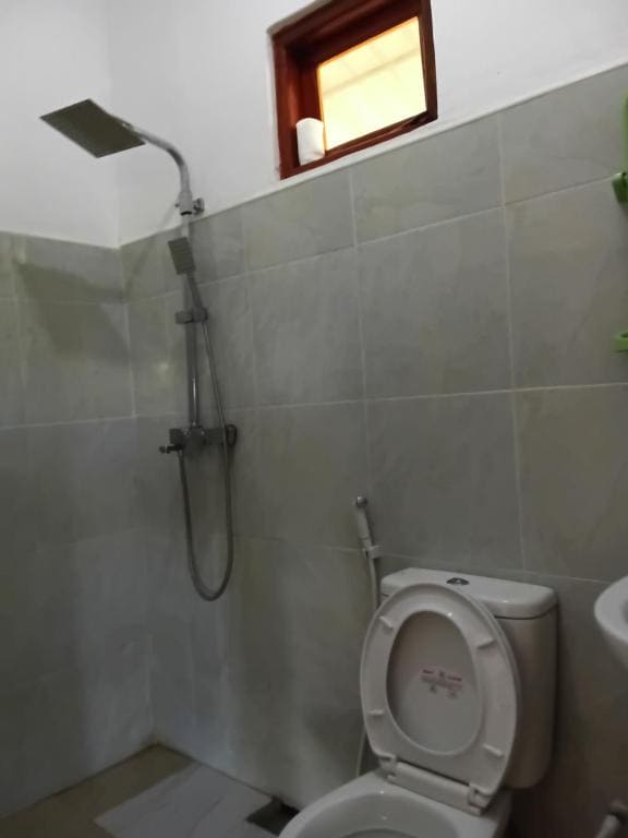 Deluxe Double Room with Balcony room - Image 2