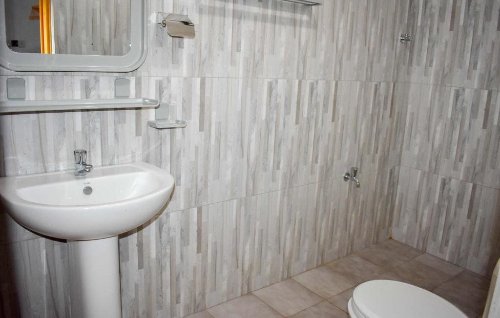 Triple Room with Balcony room - Image 3