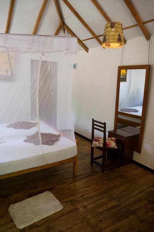 Open-Air Cabana room - Image 2