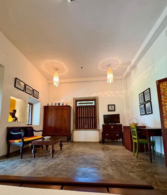 Deluxe Room room - Image 3