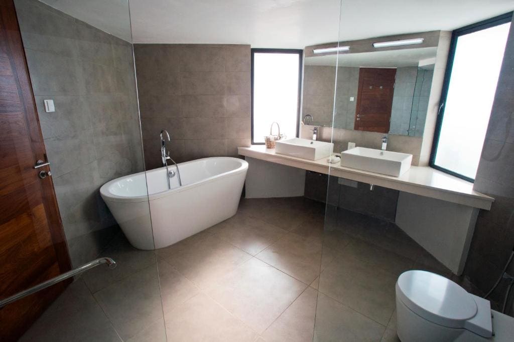 King Room with Sea View room - Image 1