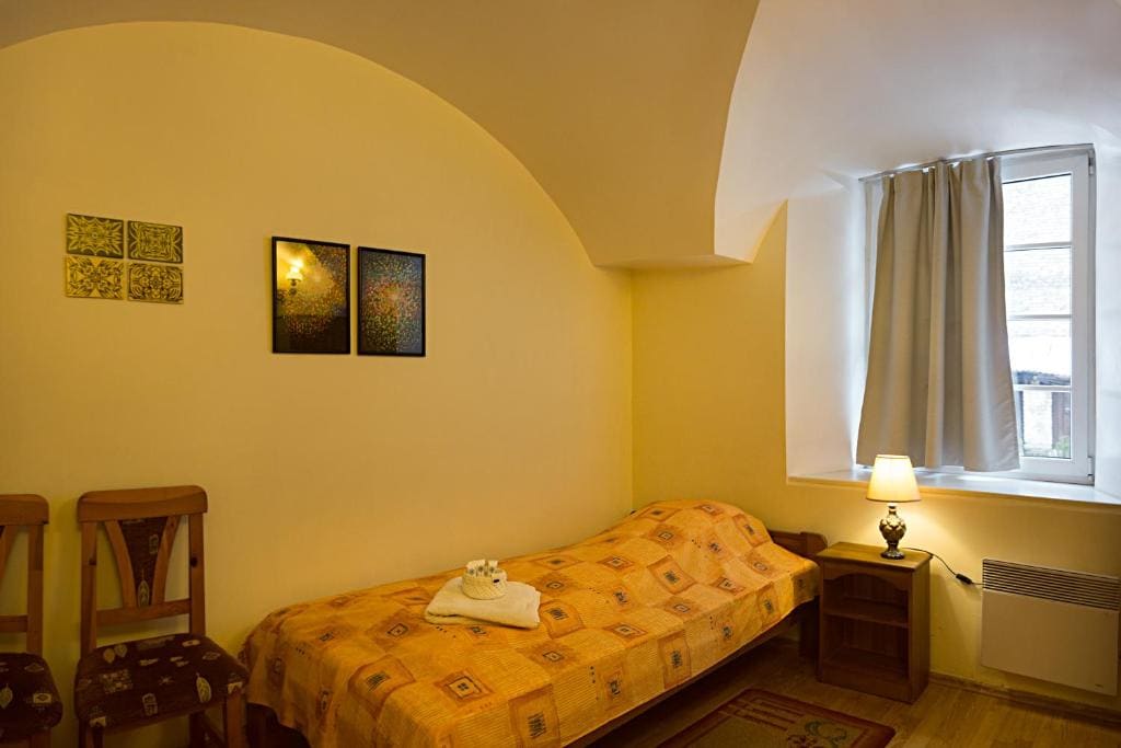 Double or Twin Room with Shared Bathroom room - Image 1