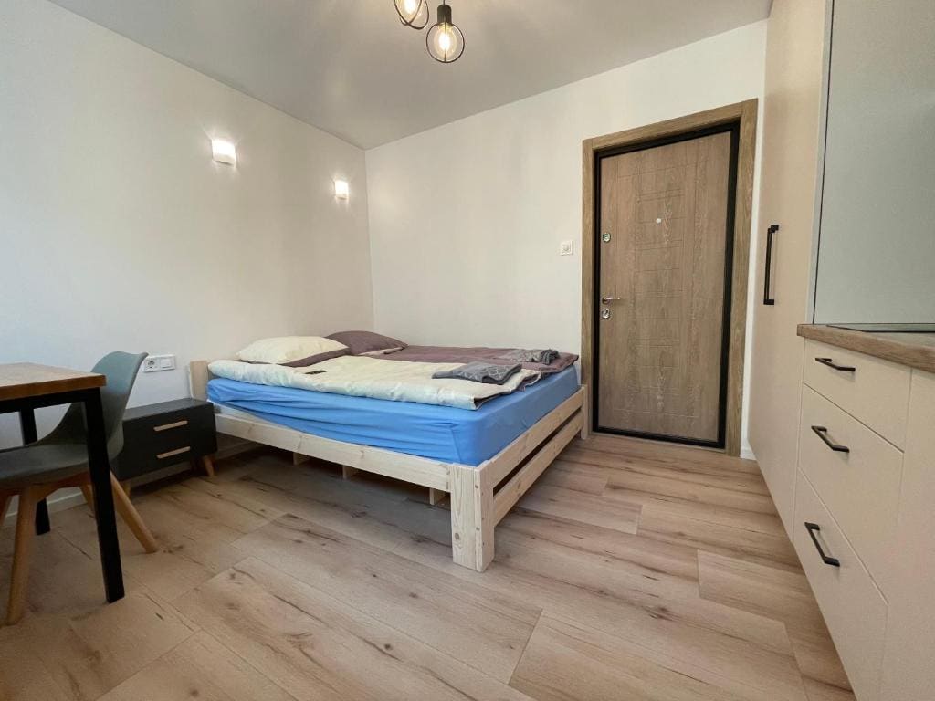 Double Room with Shared Bathroom room - Image 1