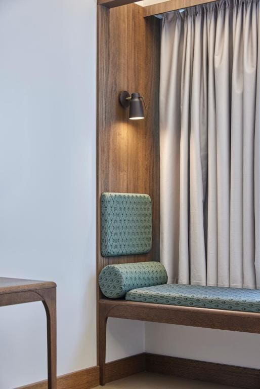 Superior Twin Room room - Image 3
