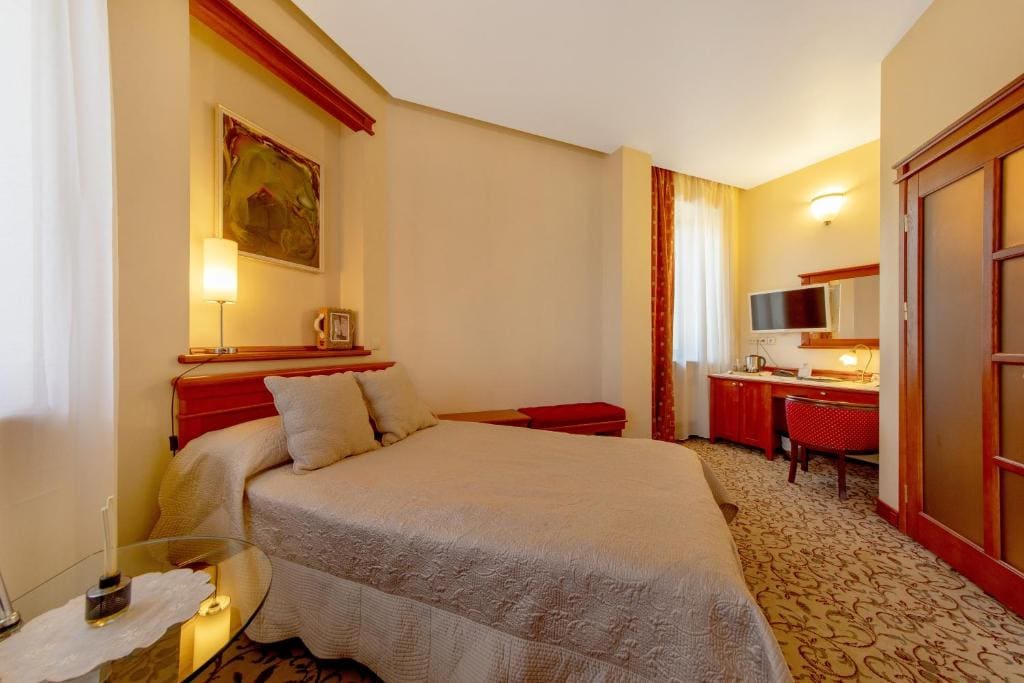 Standard Single Room room - Image 2