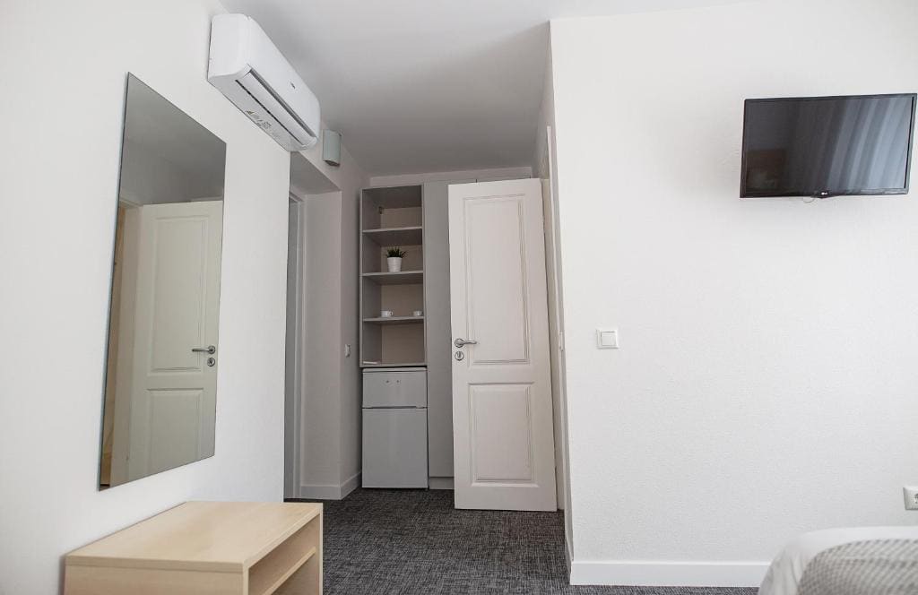 Standard Double Room room - Image 2