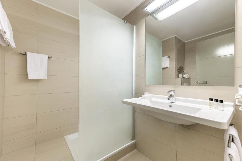 Suite room - Image 2