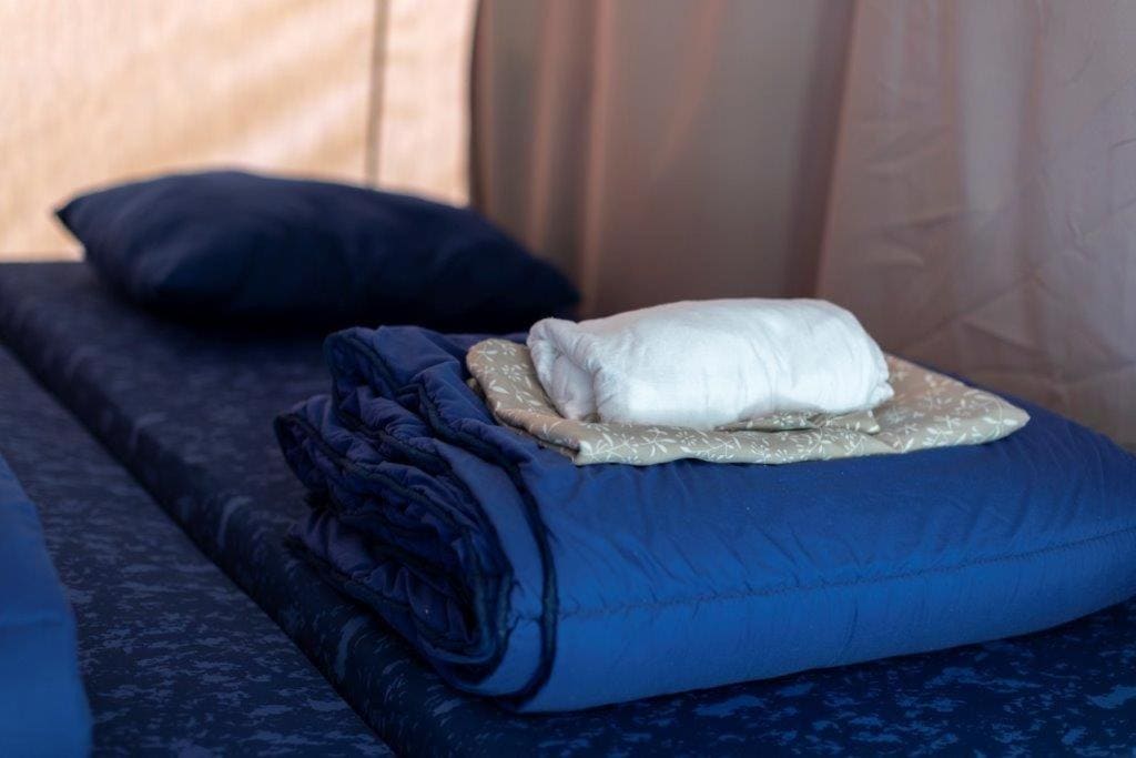 Lodge-tent room - Image 1