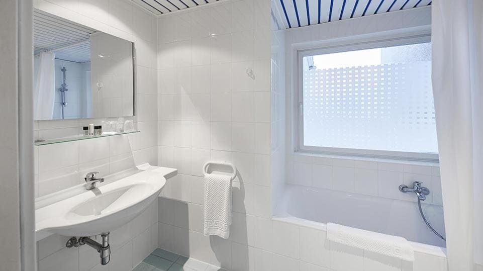 Superior Double Room room - Image 3