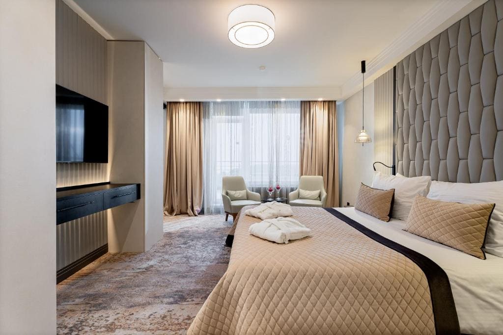 Presidential Suite with VIP SPA  Access room - Image 1