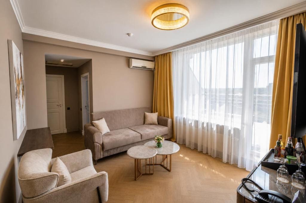 Superior Suite with Sea View Terrace with VIP SPA Access room - Image 2