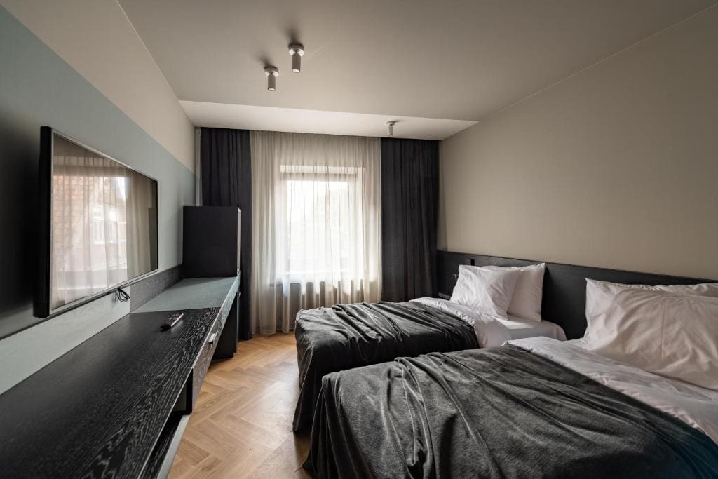 Standard King Room room - Image 3