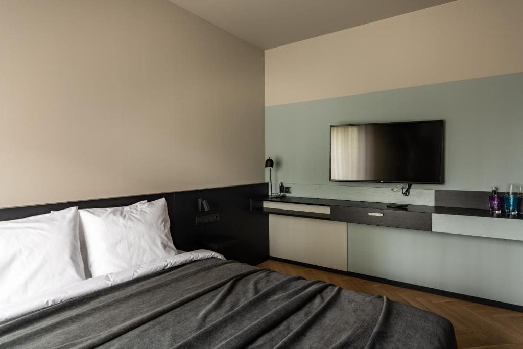 Standard Queen Room room - Image 1