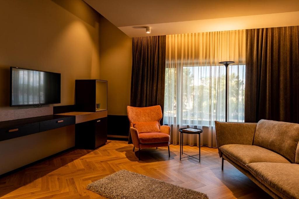 Superior King Room room - Image 3