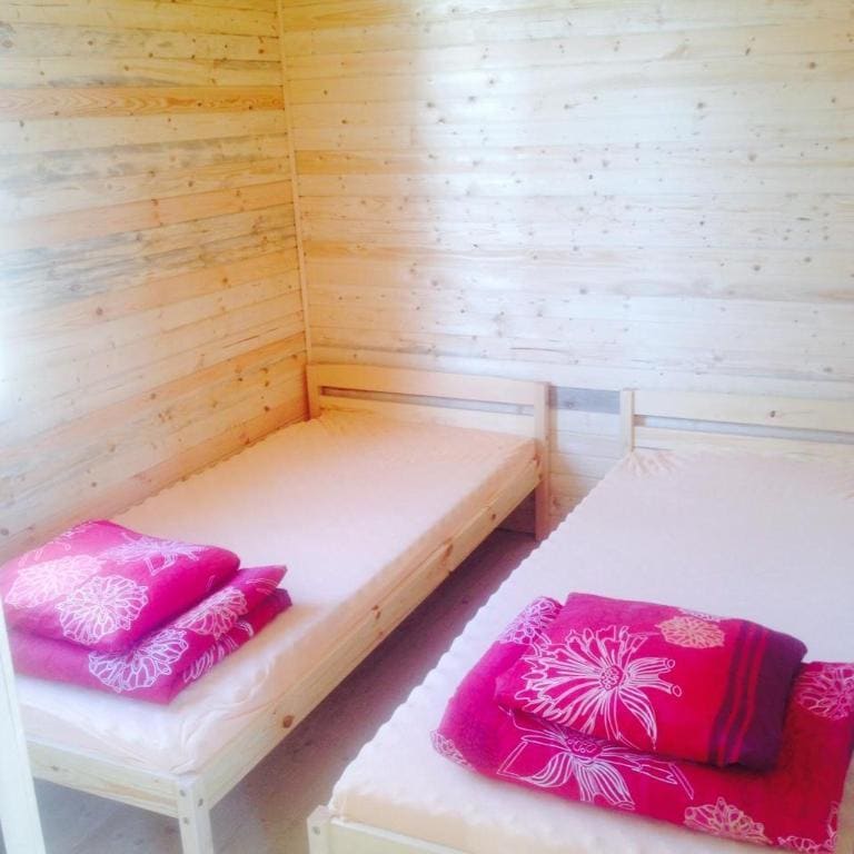 Small Twin Room room - Image 3