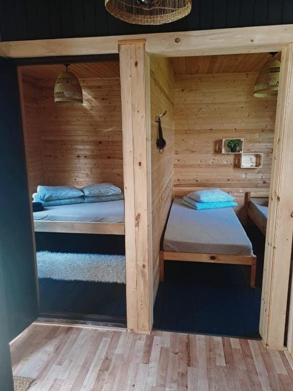 Holiday Home room - Image 1