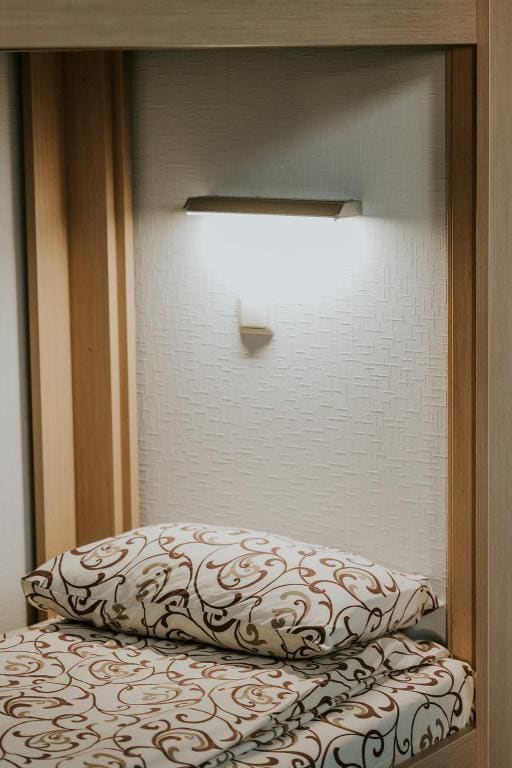 Family Room room - Image 3