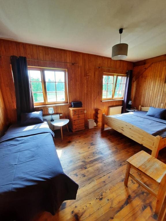 Double Room with Shared Bathroom room - Image 3