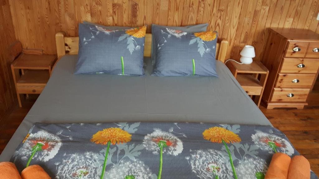 Double Room with Shared Bathroom room - Image 1