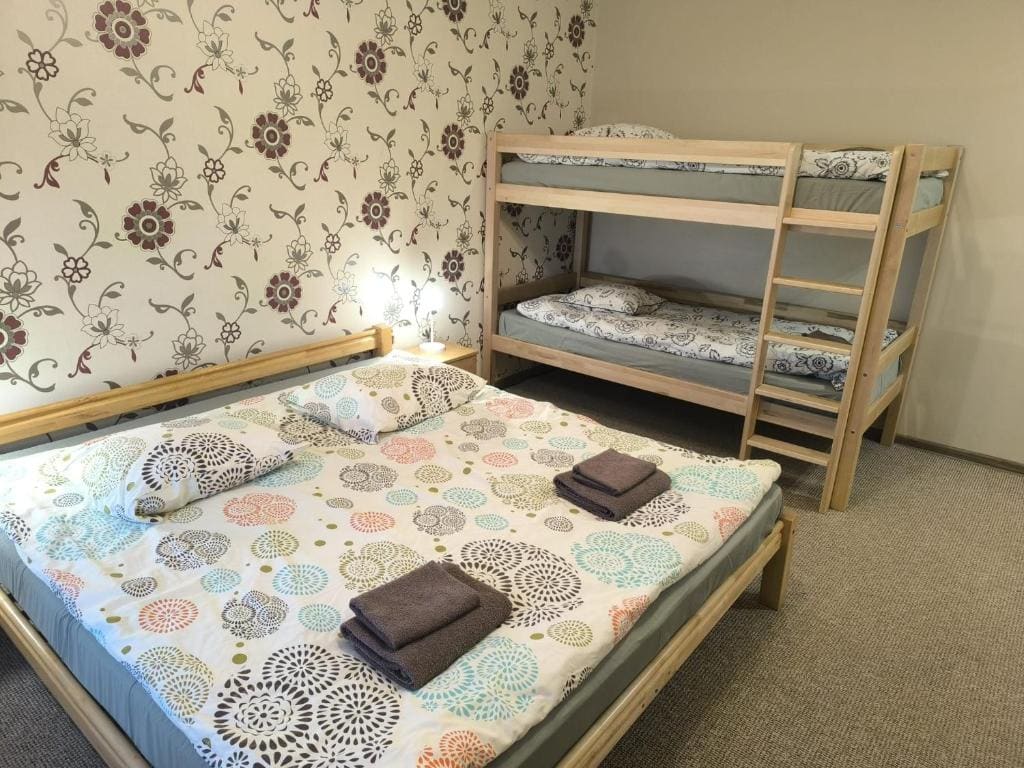 Economy Quadruple Room room - Image 3