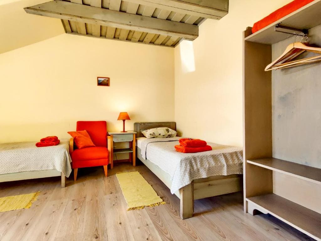 Standard Double or Twin Room room - Image 2
