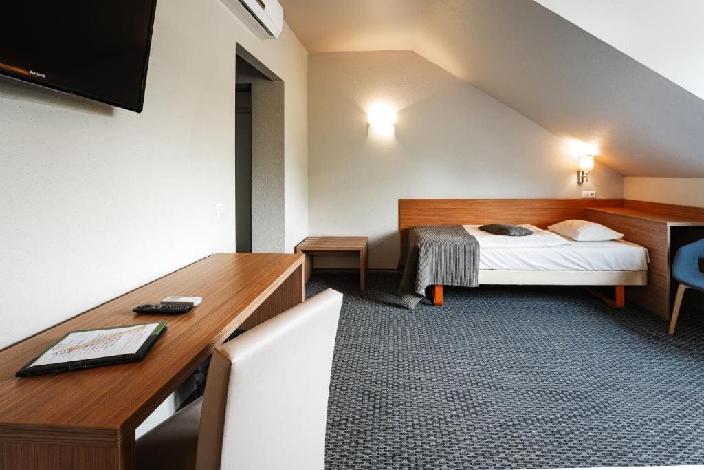 Business Twin Room room - Image 1