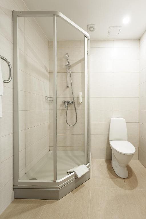 Business Twin Room room - Image 3