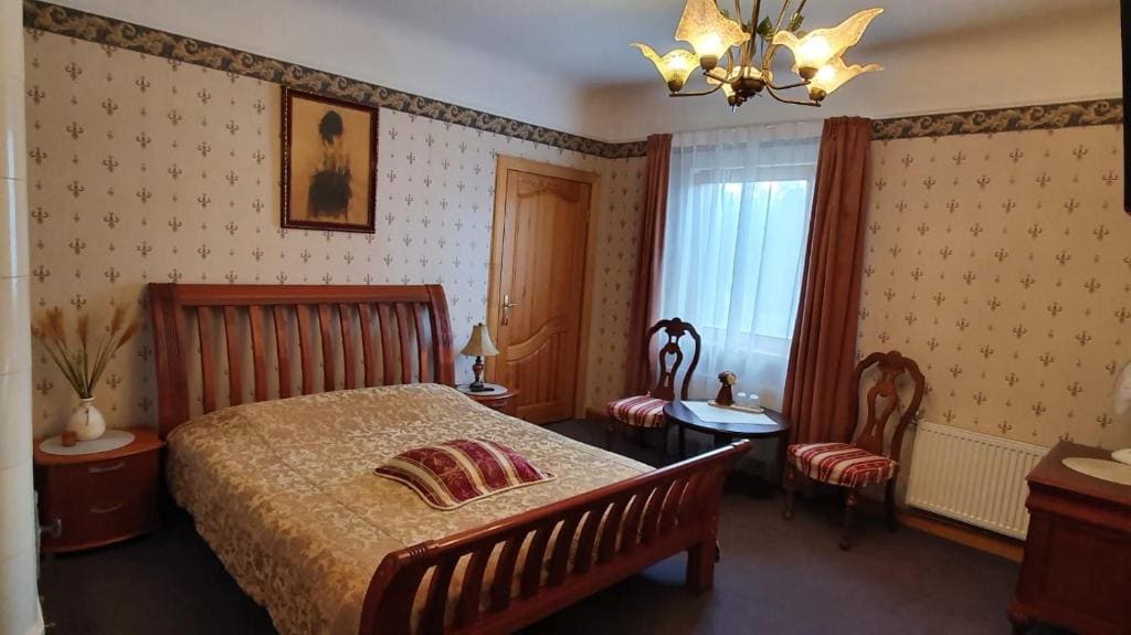 Deluxe Double Room with Balcony room - Image 2