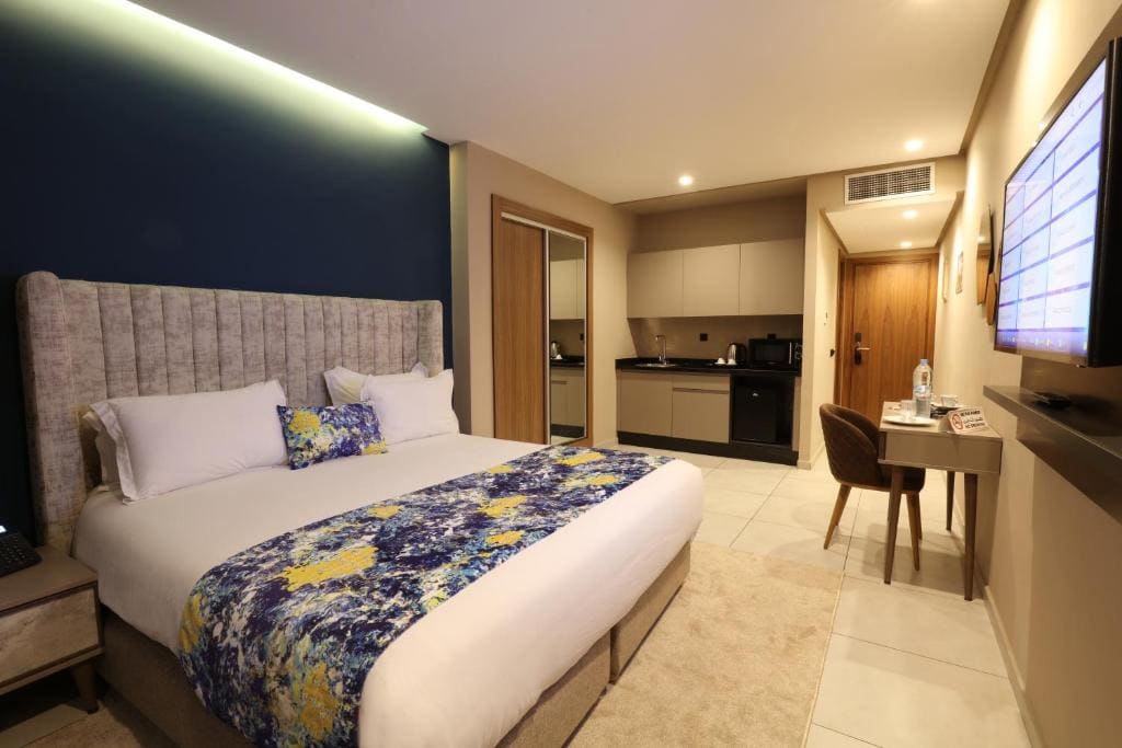Deluxe Double or Twin Room room - Image 2