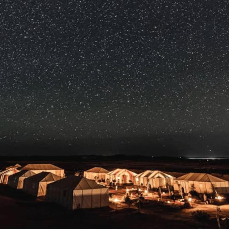 Tent room - Image 3
