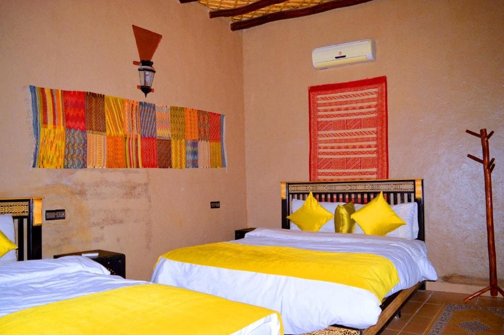 Standard Triple Room room - Image 1