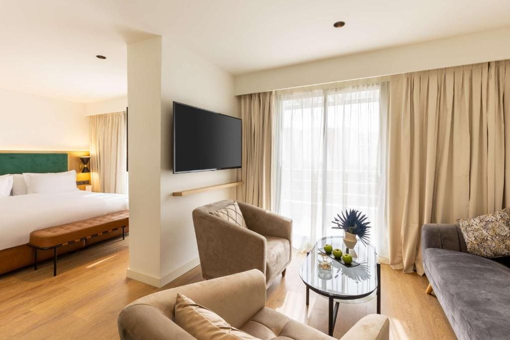 Comfort King Room room - Image 2