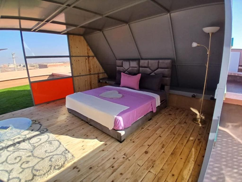Bungalow with Patio room - Image 1