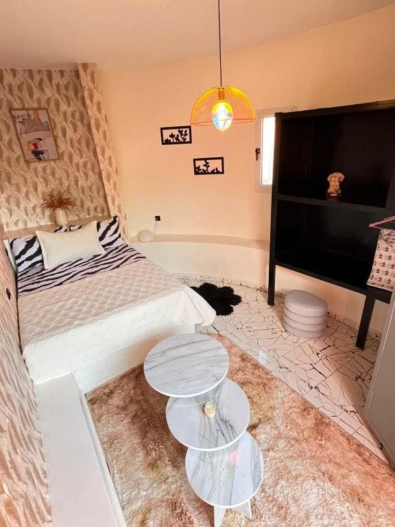 Villa with Private Pool room - Image 2