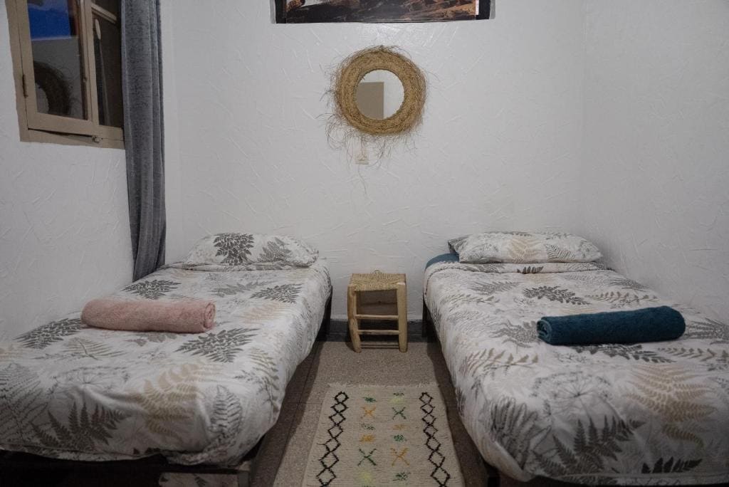 Double Room with Private External Bathroom room - Image 3