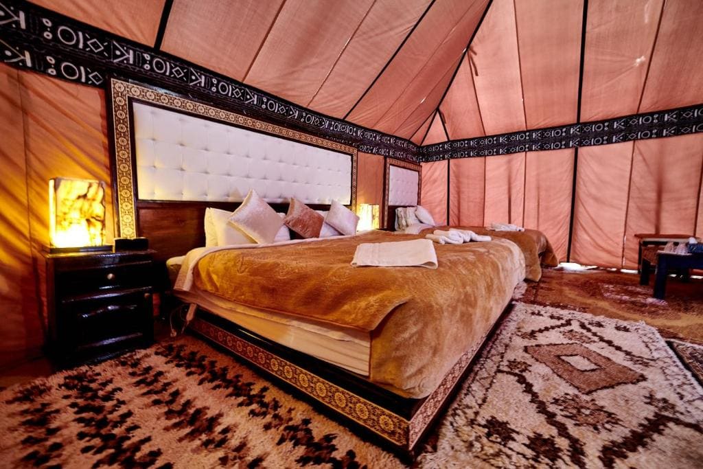 Tent room - Image 3