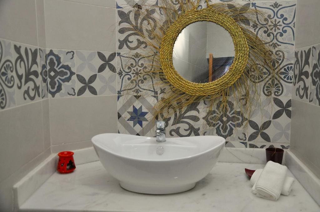Large Double Room room - Image 3