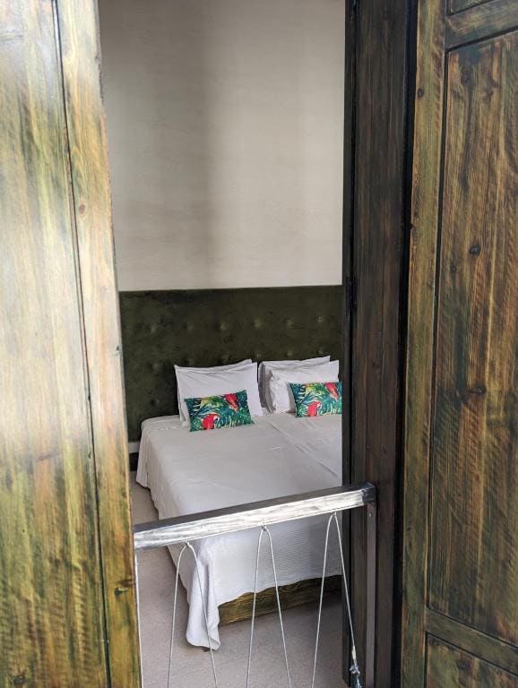 Suite room - Image 2